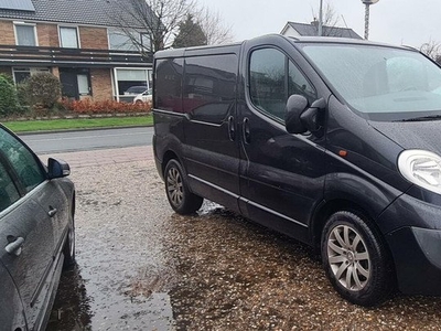 Opel Vivaro bestel 2.0 CDTI L1H1 €3199,- nette goedrijdende bus - Airco- jaar apk