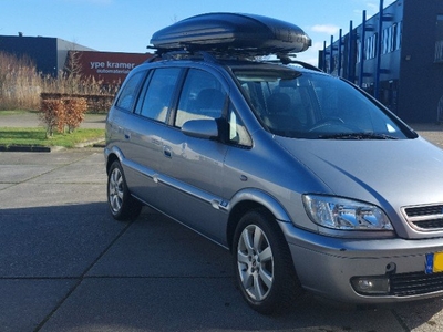 Opel Zafira 2.2 2005 incl dakrail thule koffer trekhaak