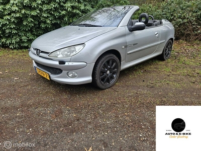 Peugeot 206 CC 1.6-16V`2003 9-4-2025 bomvolle auto € 1750