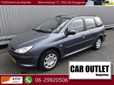 Peugeot 206 SW 1.4 One-line; Ruime auto met NAP, Trekhaak EN nw. APK! – Inruil Mogelijk –