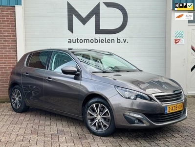 Peugeot 308 1.6 BlueHDi Blue Premium / Pano /Navi /Clima/LED