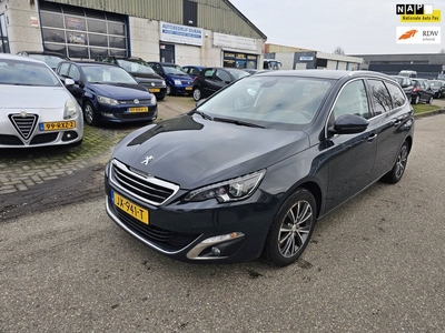 Peugeot 308 SW 1.2 PureTech Blue Lease Premium NAV.+ Clima Bj:2016 NAP!