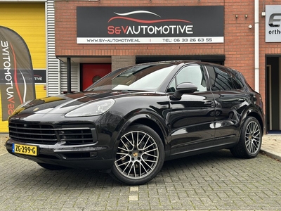 Porsche Cayenne 3.0 V6 / Panoramadak / Sport Uitlaat / Luchtvering / 21' Inch / Memory Stoel / Sport Design / Cruise / 360 Camera / PDCC / Led /