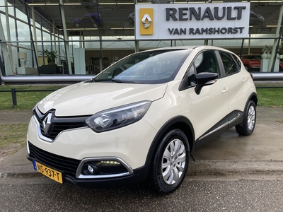 RENAULT CAPTUR 1.5 dCi Expression / Trekhaak / Dealer onderhouden / 16''LMV / Radio / Bluetooth / Airco / Cruise / 2e Pinksterdag open 10.00 - 17.00