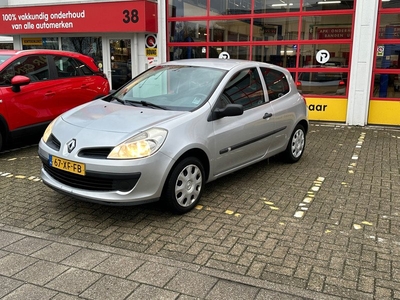 Renault Clio 1.4-16V Business Line Airco