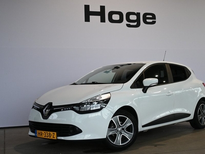 Renault Clio 1.5 dCi ECO Expression Airco Cruise control Navigatie Dealeronderhouden Licht metaal Inruil mogelijk