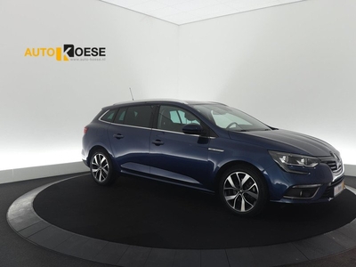 Renault Mégane Estate TCe 140 EDC Bose | Trekhaak | Camera | Dodehoekdetectie | Apple Carplay