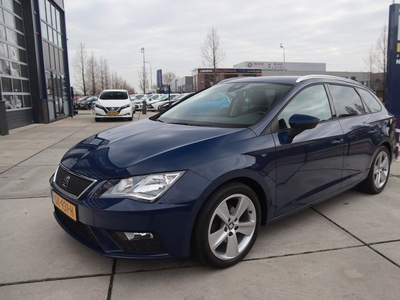 SEAT León ST 1.0 EcoTSI Style Business Intense DSG Navi-Carplay, Clima, Cruise, 1e eig, NL auto Lente aanbieding!!