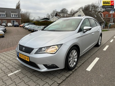 Seat Leon ST 1.0 EcoTSI Style Connect, Carplay, Cruisecontrol, Climat control, Bluetooth.