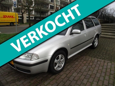 Skoda Octavia Combi 1.6 Démarrage //1E EIGENAARS AUTO//100%DEALER ONDERHOUDEN