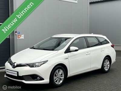 Toyota Auris 1.8 Aut. hybrid Station, Navi, Stoel vv, Facelift, stationcar, bj 2015