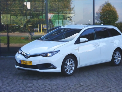 Toyota Auris Touring Sports 1.8 Hybrid Dynamic, Camera, Navigatie, Bluetooth, Climate Control, stationcar, bj 2015