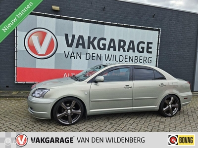 Toyota Avensis 1.8 VVTi Linea Luna / NIEUWSTAAT