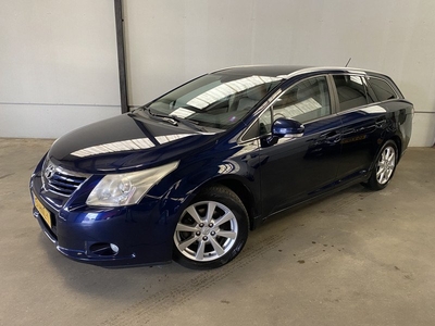 Toyota Avensis wagon 1.8 VVTi PANO DAK NAVI CRUISE ECC TREKHAAK