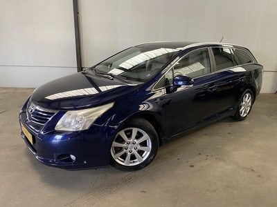 Toyota Avensis Wagon 1.8 VVTi PANO DAK NAVI CRUISE ECC TREKHAAK, stationcar, bj 2009