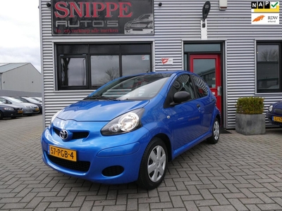 Toyota Aygo 1.0-12V Access 99 000 KM-AIRCO-5 DEURS-DEALER ONDERHOUDEN-ORGINEEL NEDERLANDS, hatchback, bj 2011