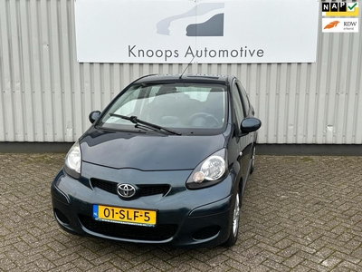 Toyota Aygo 1.0-12V Aspiration Green Navigator, Automaat, hatchback, bj 2011