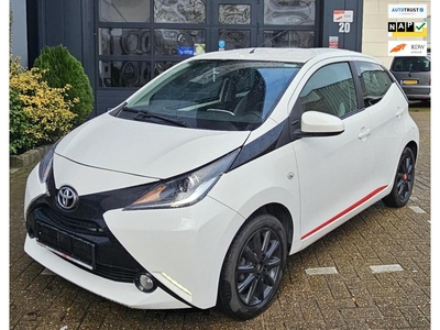 Toyota Aygo 1.0 VVT-i x/airco-, hatchback, bj 2015