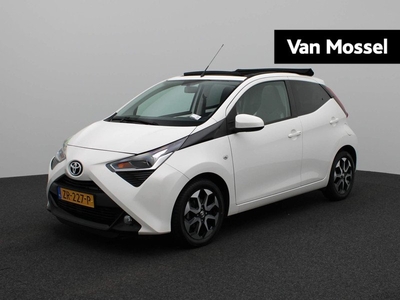 Toyota Aygo 1.0 VVT-i x-cite | Schuifdak | Apple Carplay / Android Auto | Camera | DAB | Bluetooth | Climate Control | Lichtmetalen Velgen | Led-dagrijverlichting |