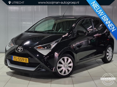 Toyota Aygo 1.0 VVT-i x-play | Apple Carplay Android Auto | Automaat | Camera |, hatchback, bj 2018