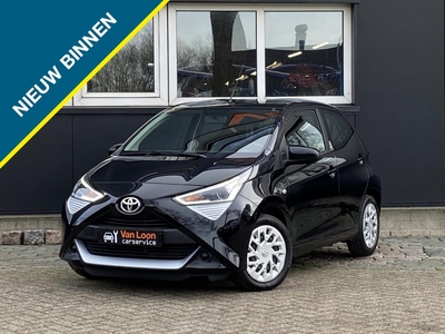 Toyota Aygo 1.0 VVT-i X-Play/Camera/cruise control/airco/BTW-auto/Zwart meta, hatchback, bj 2021