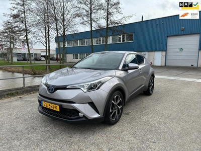 Toyota C-HR 1.8 Hybrid Dynamic Navi Camera Clima 111.00 KM NAP, terreinwagen/pick up, bj 2019