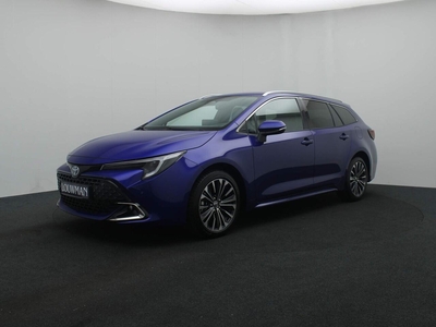 Toyota Corolla Touring Sports 1.8 Hybrid First Edition | DIRECT LEVERBAAR, stationcar, bj 2023