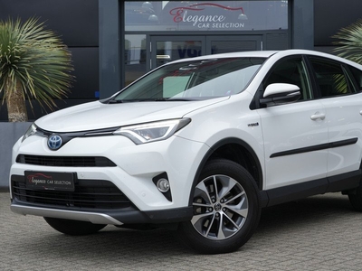 Toyota RAV4 2.5 Hybrid Style 198pk Navigatie/Stoelverwarming/Camera