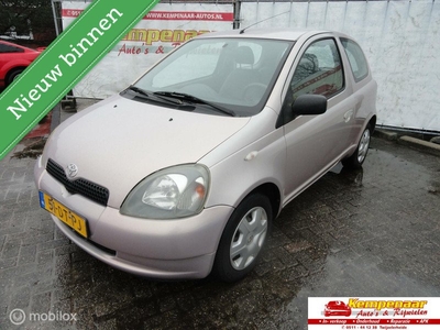 Toyota Yaris 1.0-16V VVT-i Terra