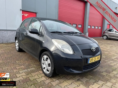 Toyota Yaris 1.3 VVTi Terra, hatchback, bj 2008