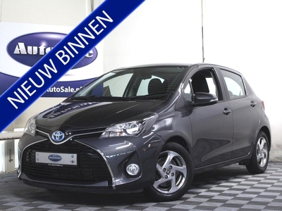 Toyota Yaris 1.5 Hybrid Comfort NAVI BLUETH CAMERA CLIMA '15, hatchback, bj 2015