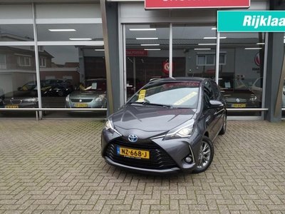 Toyota Yaris 1.5 HYBRID EXECUTIVE All-in prijs, hatchback, bj 2017