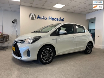 Toyota Yaris 1.5 HYBRID|PARELMOER|CAMERA|BLUETOOTH|AUTOMAAT, hatchback, bj 2016