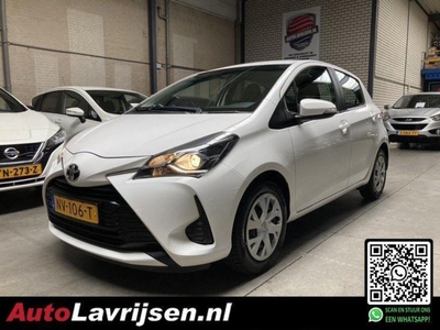 Toyota Yaris ASPIRATION NL AUTO NAP NAVIGATIE CAMERA AIRCO ECC CRUISE RIJBAANDETECTIE BOTS SENSOR, hatchback, bj 2017