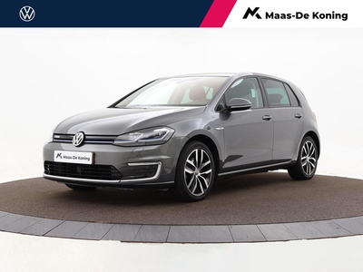 Volkswagen E-Golf E-DITION 136pk DSG | Keyless | Camera | P-Sensoren | Dynaudio | App-Connect | DAB | Stoelverwarming | 17'' Inch | 12 Maanden BOVAG-Garantie, hatchback, bj 2020