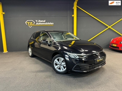 Volkswagen Golf | 1.0 eTSI Life | DSG | Keyless Go en Entry | Virtual Cockpit | Lane |ACC | Front | Navi | Car play | NAP | Sfeerv, hatchback, bj 2021