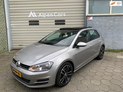 Volkswagen Golf 1.2 TSI Highline Schuifdak / NAVI / Stoelverwarming / Airco / P.sensor, hatchback, bj 2013