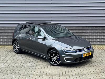 Volkswagen Golf 1.4 TSI GTE | ACC | Stoelvw | Pano | Leer