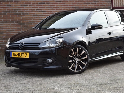 Volkswagen Golf 1.4 TSI Highline '11 MOTOR SCHADE!!! Xenon Clima Navi Cruise NL Auto NAP Inruil mogelijk