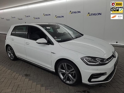 Volkswagen Golf 1.5 TSI Highline Business 3X R LINE+Xenon+Pano-Dak+Vitrual+Dyna-audio+18Lmv+Navigatie = ORIG/NL-DEALER , hatchback, bj 2019