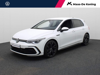 Volkswagen Golf 1.5eTSI/150PK R-Line DSG · Parkeersensoren · LED · Lane assist