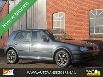 Volkswagen Golf 1.6 automaat 154000 km NAP e APK, hatchback, bj 2001