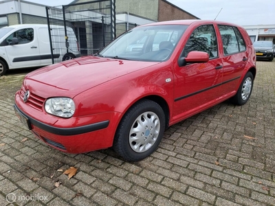 Volkswagen Golf 1.6 Highline. Automaat., hatchback, bj 2003