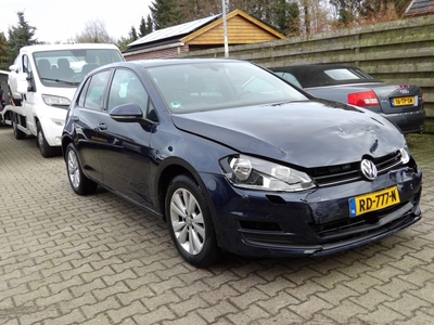 Volkswagen Golf 1.6 TDI Bns Ed. R-Line interieur, hatchback, bj 2015