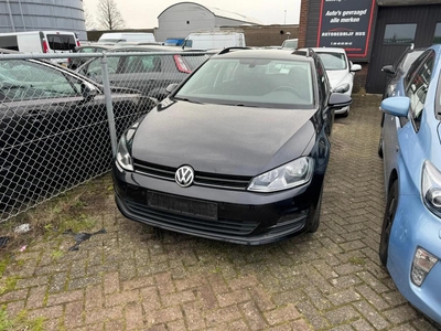 Volkswagen Golf 1.6 TDI DSG AUTOMAAT DISTRIBUTION DEFECT TIMING BELT , stationcar, bj 2015