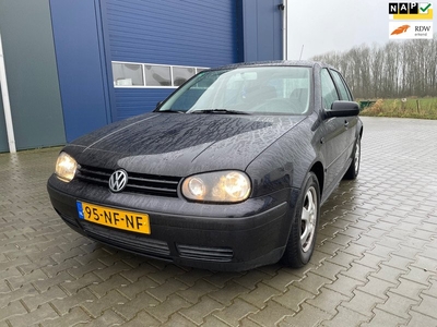 Volkswagen Golf 2.0 Cruise Control