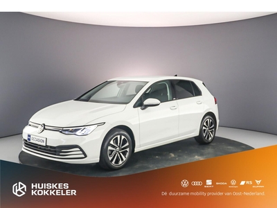 Volkswagen Golf Life Business 1.0 TSI 110pk Navigatie, Airco, DAB, Parkeersensoren, LED verlichting, Stoelverwarming, Stuurwiel verwarmd, App connect, hatchback, bj 2021