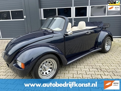 Volkswagen Kever - CABRIOLET AFNEEMBARE CABRIOKAP CHROOMVELGEN SPOILER OP MOTOR KAP ZEER APARTE UITVOERING, oldtimer, bj 1974