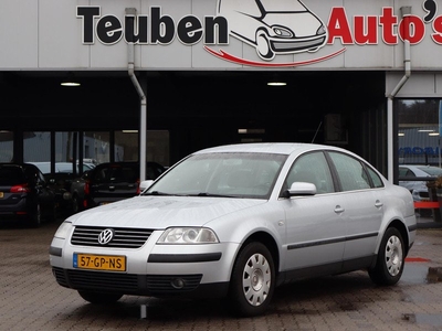 Volkswagen Passat 2.0 Comfortline Airco, Climate control, Automaat, Cruise control, Trekhaak, Zie foto's