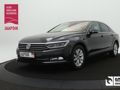 Volkswagen Passat BWJ 2019 / 1.5 TSI 150 PK Comfortline Bus. Automaat / Virtual Cockpit / Clima / Full LED / Navi / AGR / Cruise / Privacy glass / DAB